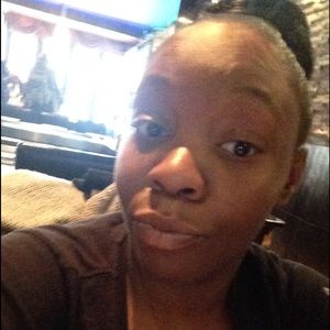 Meet your Posher, Sabrina